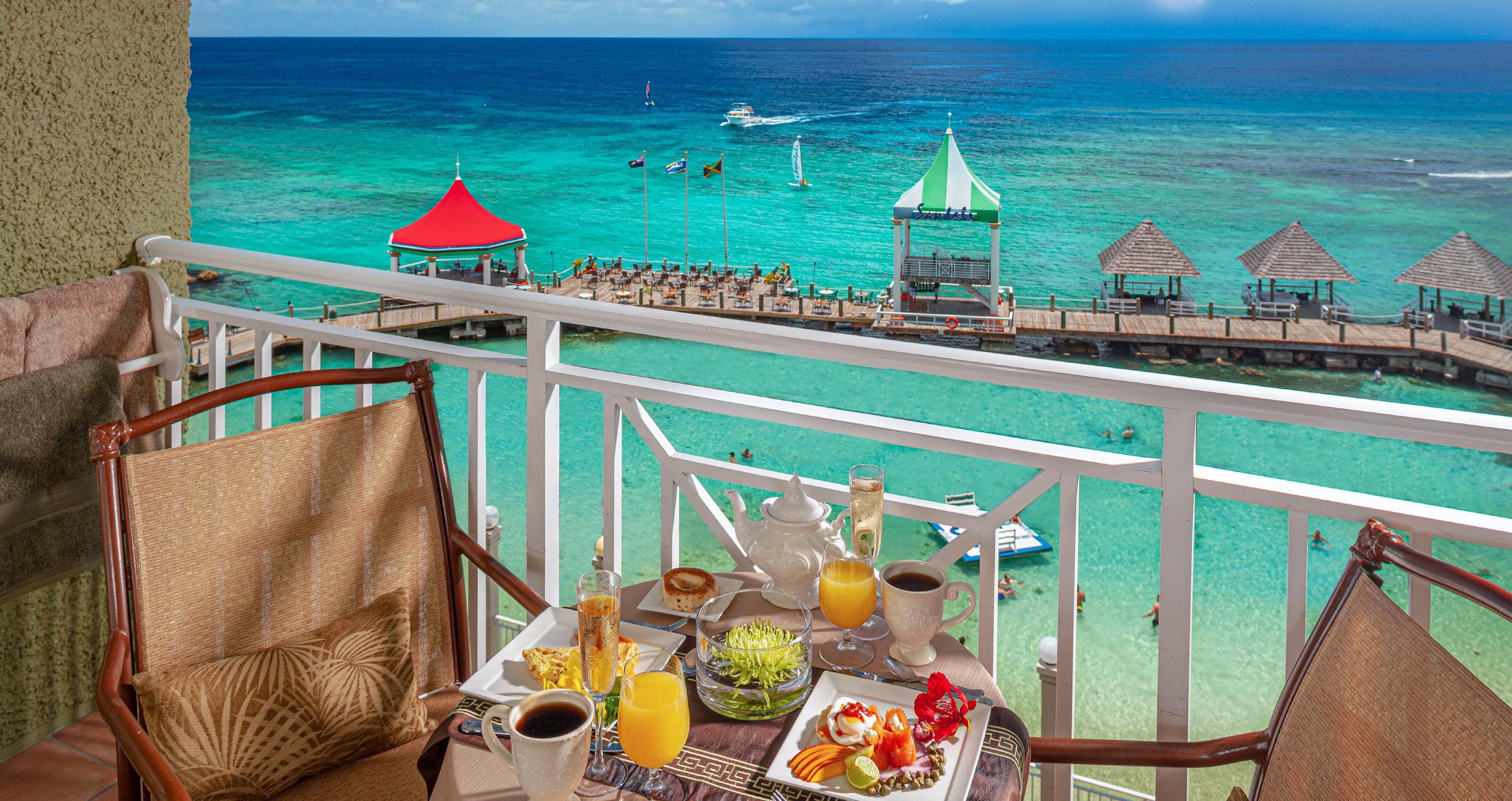 Sandals Ochi Beach Resort All Inclusive (Adults Only) Очо-Риос Экстерьер фото