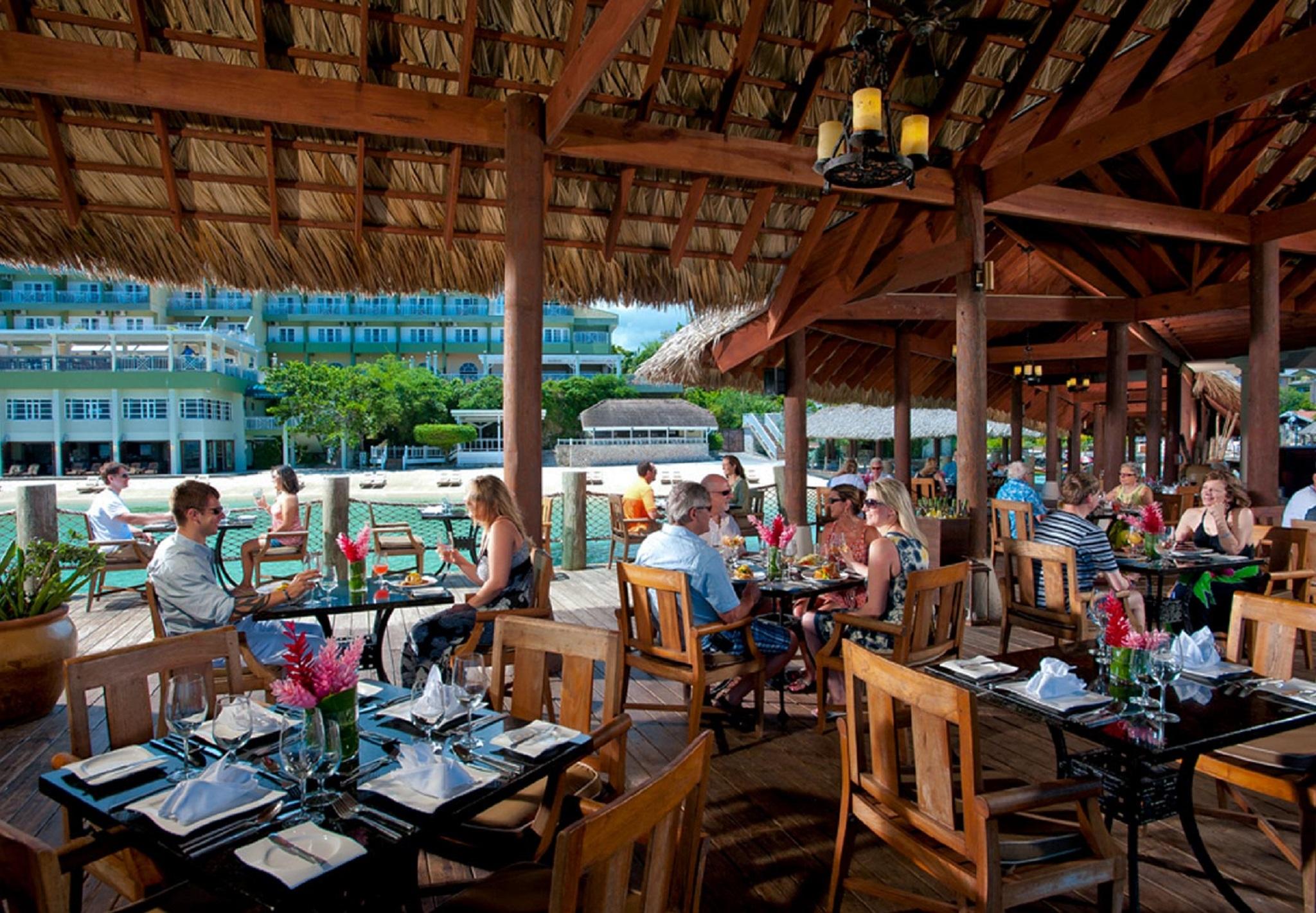 Sandals Ochi Beach Resort All Inclusive (Adults Only) Очо-Риос Экстерьер фото